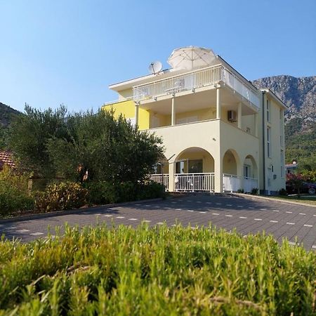 Apartments Dia Zaostrog Exterior photo