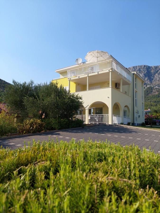 Apartments Dia Zaostrog Exterior photo