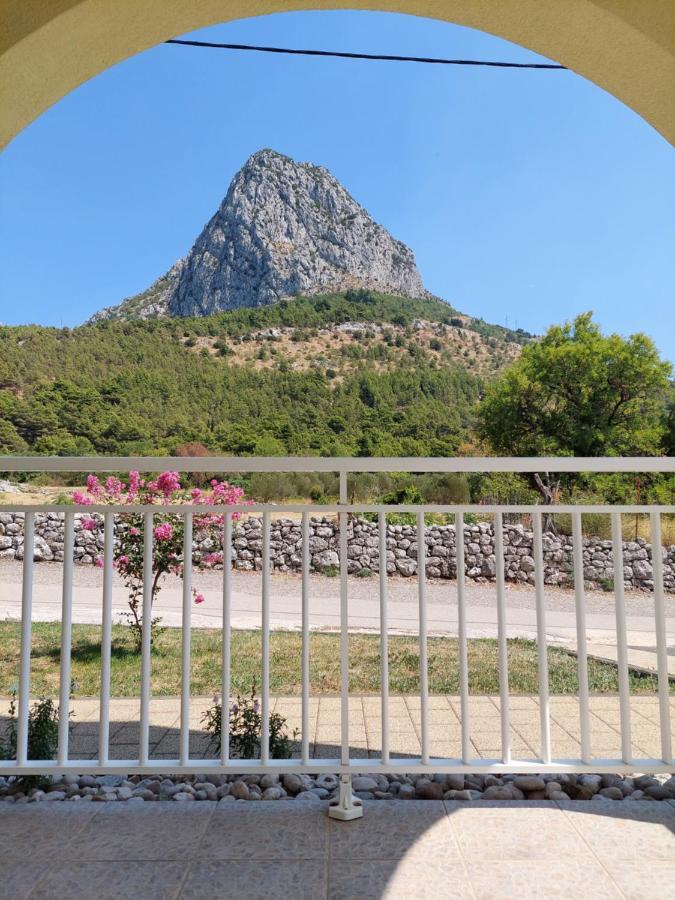 Apartments Dia Zaostrog Exterior photo